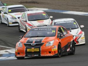 Toyota Avensis Sedan BTCC 2010 года